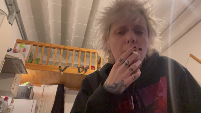 Glitterqueen1999: Goth Girl No Makeup Smoking a Cigarette