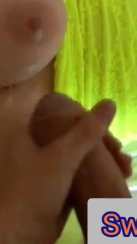 Gorąca seksowna dupa jedzie dużego kutasa z wieloma orgazmami. POV