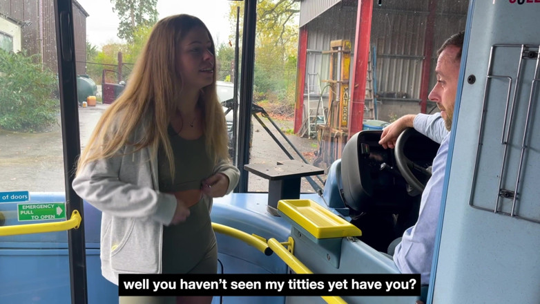 Emojizz: Kierowca szczęśliwego autobusu