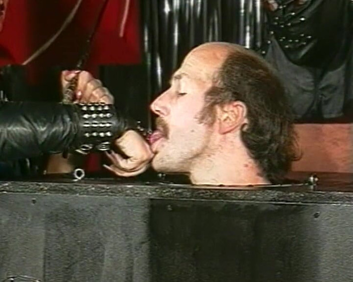 Bdsm Extreme Fantasy: Cewek sange ini diikat dan dicrot di dalam sama majikan...