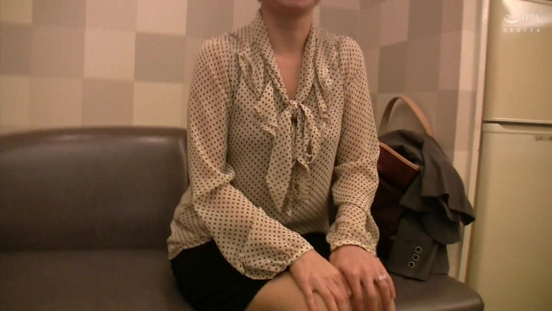 MBM3988: 晚春盛开的成熟女人，你不想看到清醒的继阿姨喉咙色情外观