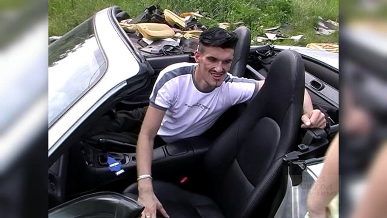 Chica Suicida DVD: Petite Teen Ride and Fuck in the Car Outdoor