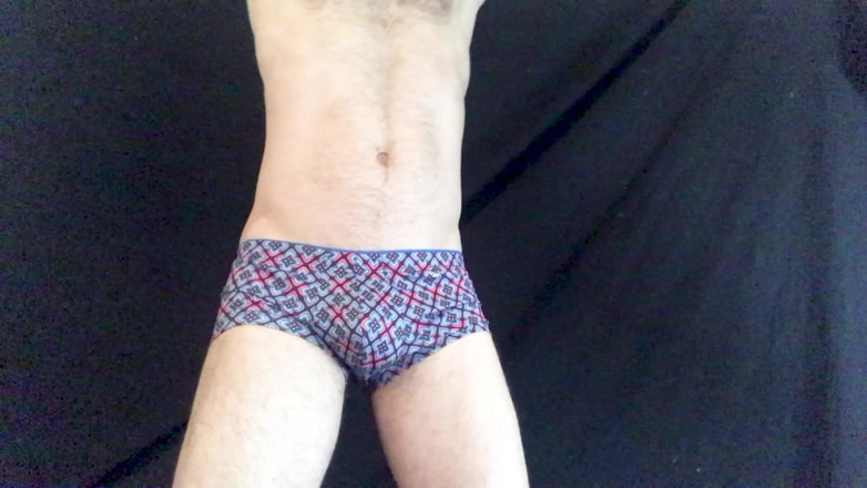 Cam Crest: Sexy Kettle Bell