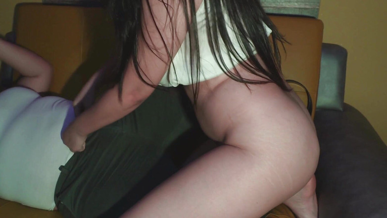 emycam: Moje nevlastní dcera miluje lízat kundičku její zralé egyptské macechy