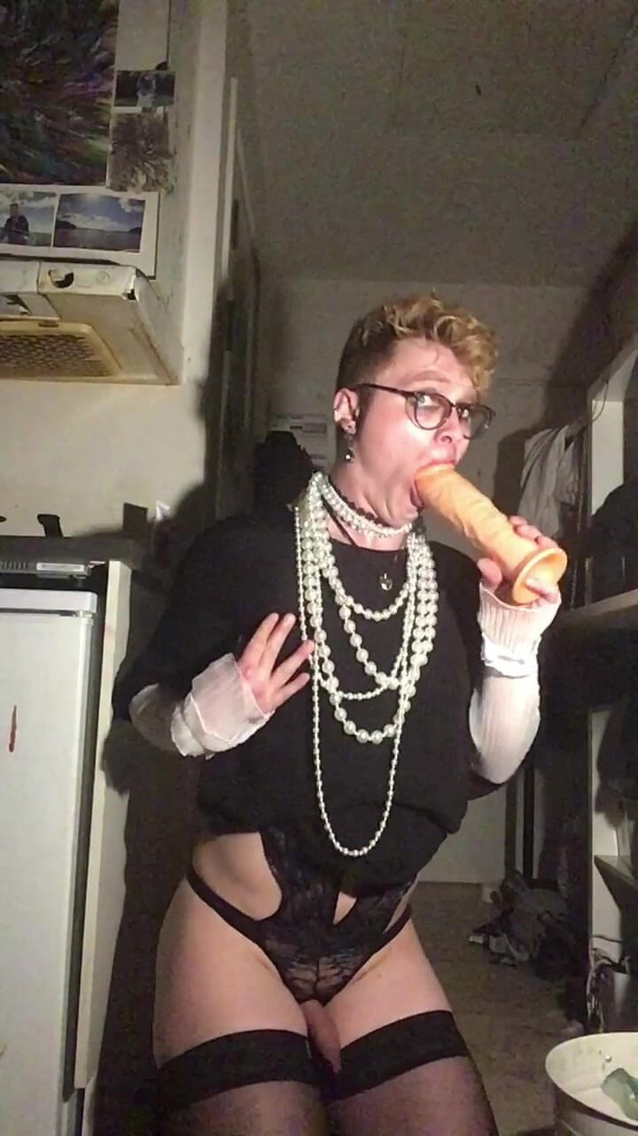 Sissy Cindy Slut: Maminsynek suka