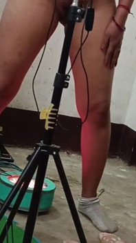 Sundali jsme její oblečení a vytvořili video z deky