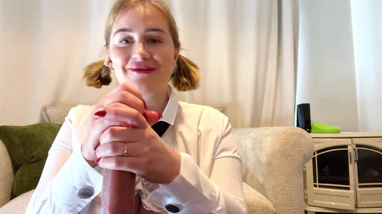 JessieHH: Stiefbroers en -zussen betrapt door stiefmoeder die experimenteert na de universiteit