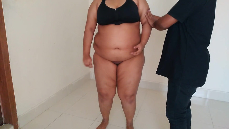 Aria Mia: Indyjski Młody Stepgranny jebanie - jebanie, pomagając pięknemu seksownemu gorącemu stepgranny...