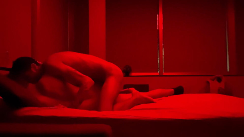 Leandro e Asafe: Äter min mans slyna på hotellet i Madrid i Spanien