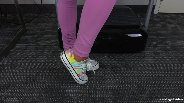 CandyGirl Video: アリエル・アンドリュース - ジグルトロン 5000