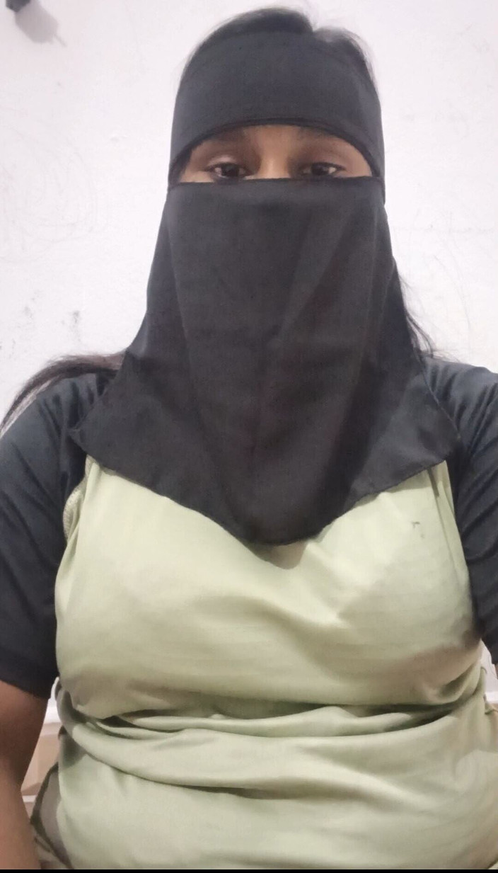 Skakoi: Desi flicka pappa berättelse