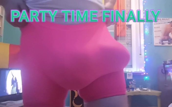 Monster meat studio: Pink party bulging spandex show