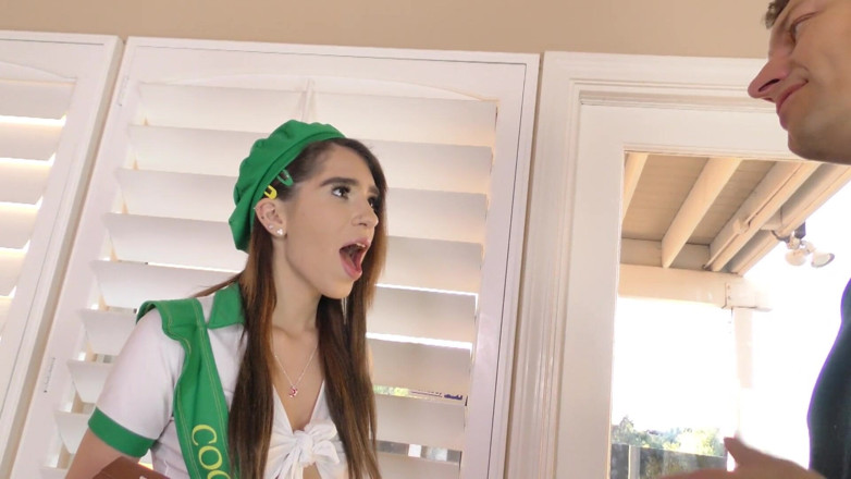 Hefburg: Fucking this petite whore
