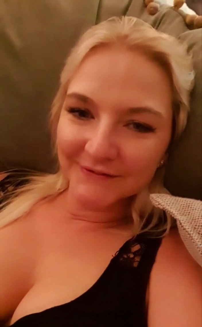 TheHotwifeZA: 今日のホットセッションは来週ドロップ