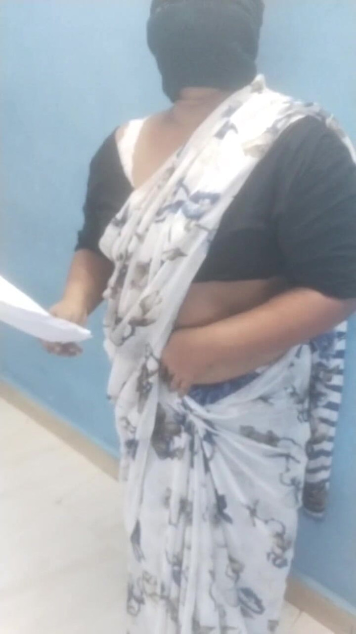Tamil lesbian: Mark için oğlanla öğretmen seksi
