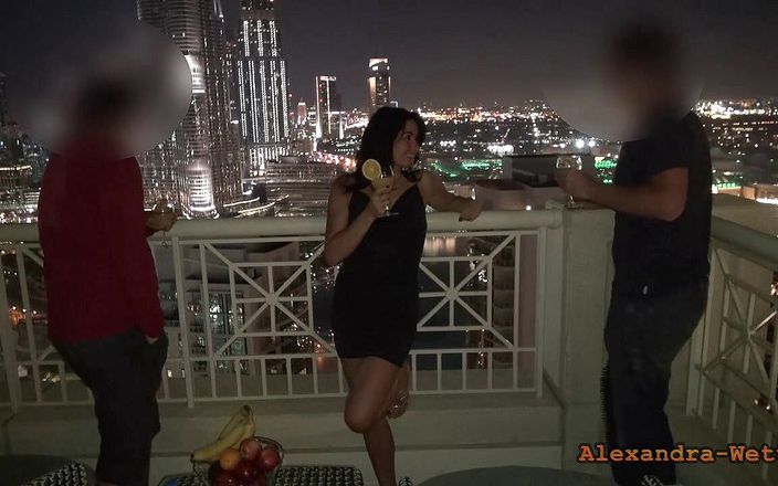Alexandra Wett: Fuck in Dubai! Sheikh tears my ass open!
