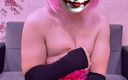 Kitty_Cross: Sexy clown couture: lingerie quente e maquiagem fofa