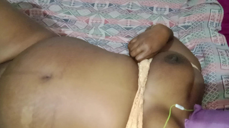 Santhi89: Tamil Hot Big Boobs Young Stepaunty Hot Fucking in Home...