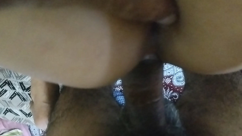Anar Kali: Une femme sexy baise son beau-oncle, chatte sexy, tétons, seins...