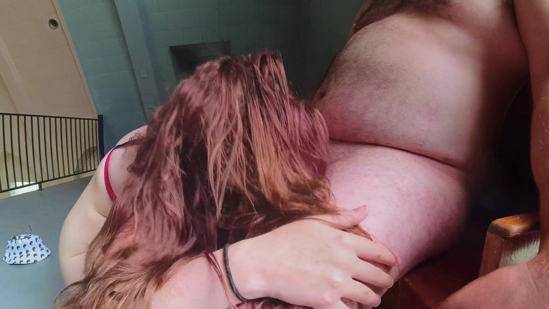 Danny Hammer: 그는 나를 버려진 교회로 데려가 죄를 지을 방법을 보여 주신다