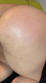 Girl with a Incredible Ass Gets Fucked on Cam