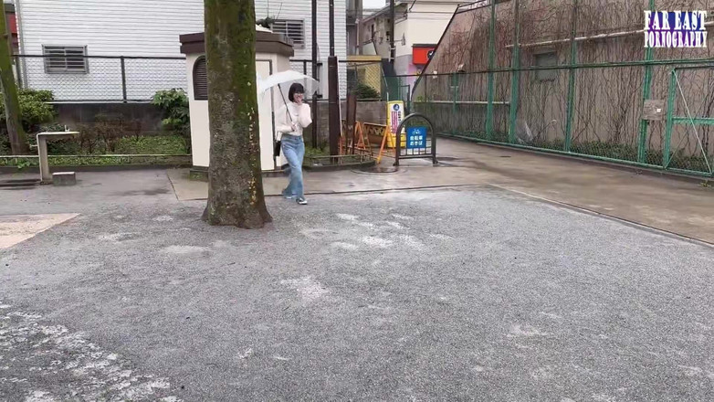 Far East pornography: Süße brille necken an einem faulen Tag, warme Tropfen in...