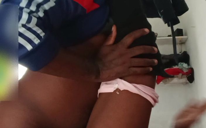 Kenyan Dick: Amateur Homemade Couples Hardcore Sex as Wife Moans for Pleasure