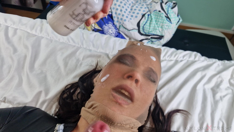 Nylon Xtreme: POV Katy kat brown nylon und braunes umhüllungsgesicht