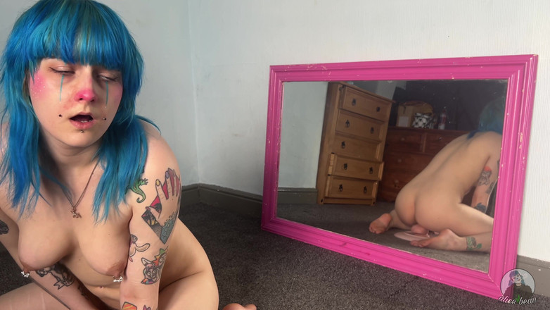 Alice Bean: Cavalcando allo specchio