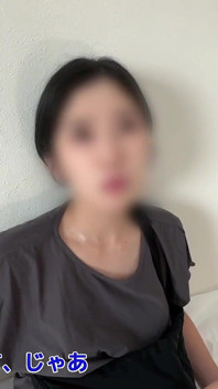 튜터는 일을 건너 뛰고 미친 듯이 사정합니다. 섹시한 셀카로 가득 찬 전화를 집어 들고 돌려 받았기 때문에 그녀의 #370과 섹스를 했습니다.