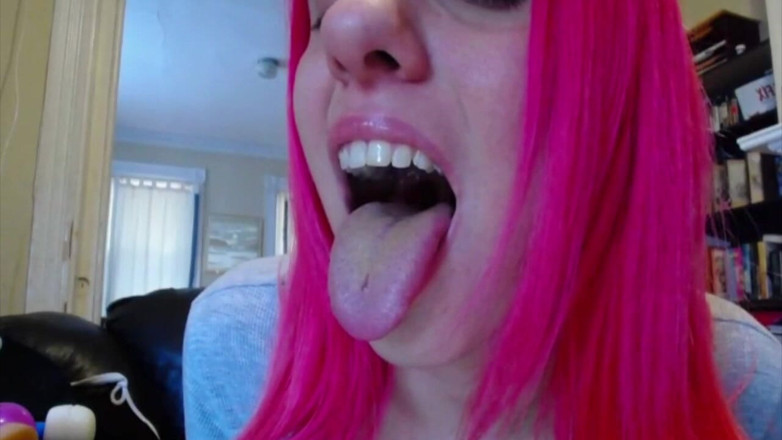 Quinn brooks: My Sexy Tongue