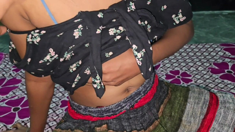 SafeRosebush8: Aku lagi asik ngentot ganas sama pacarku sampai crot di...