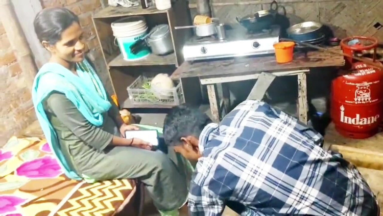 House stage: Indiancă desi bhabhi Chudai Video pentru testul ei real prima...