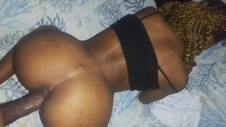 Freaky relatives: Üvey erkek kardeşim kız arkadaşım üvey erkek kardeşim işteyken sikimin daha...