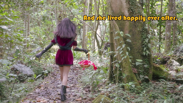 YunseoHant: Yunseo je dnes malá Červená Karkulka sama v lese