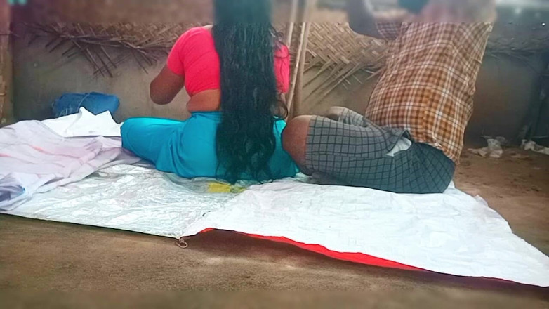 Priyanka314: インドの美しいステップ叔母がボーイフレンドとファック