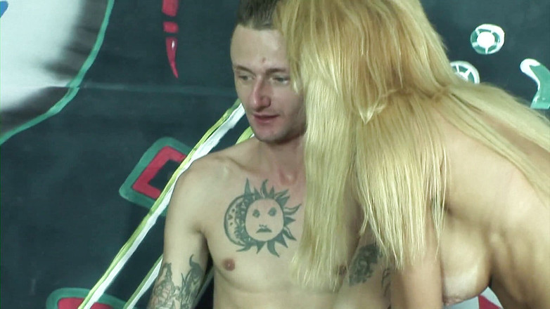 Wonder Shemale: Waria alessia barbosa sama pasangan sange