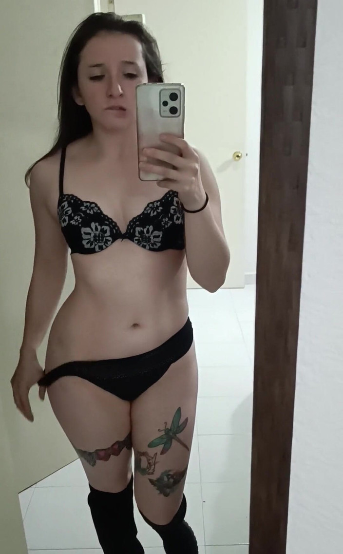 Candy Camille: Bạn có thích đồ lót của tôi không?