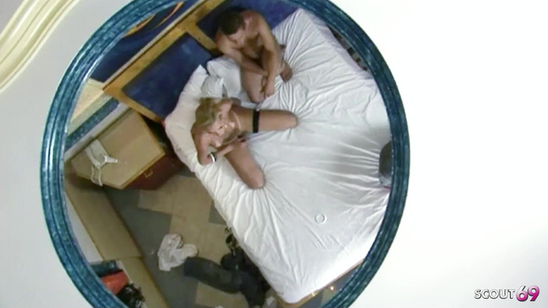 Shemale TS Collection: Hermosa rubia travesti follada analmente en un hotel con una...