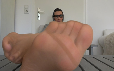 Lady Victoria Valente: Intenzivní trénink páchnoucích děr s nozdami