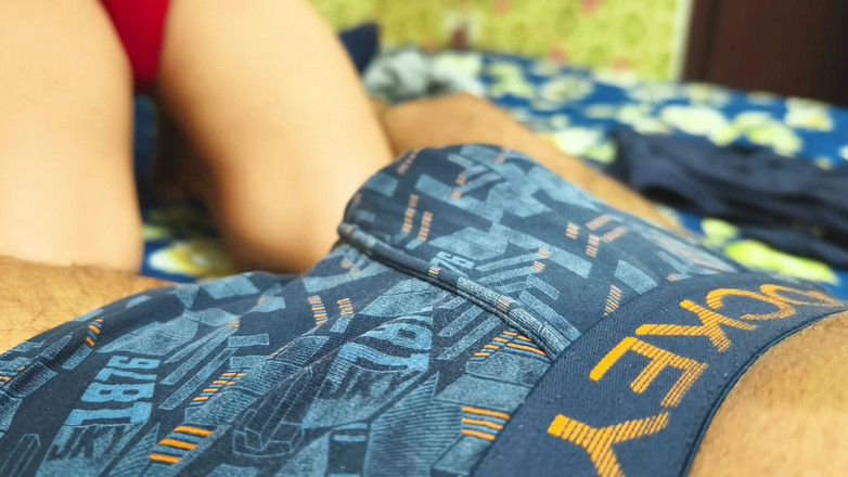 rruh_2024: Desi Mladý indický vesničan spodní gay přítel Ko Oyo Místnost...