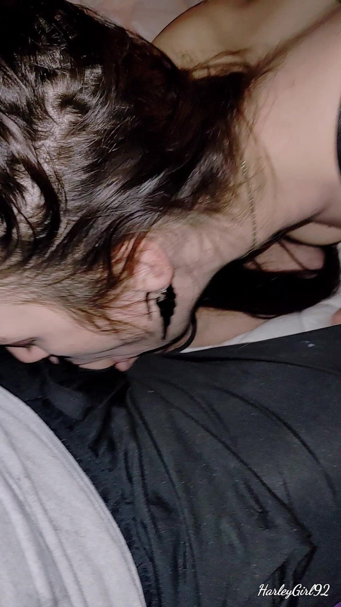 Blake Blaze: Thổi kèn mông