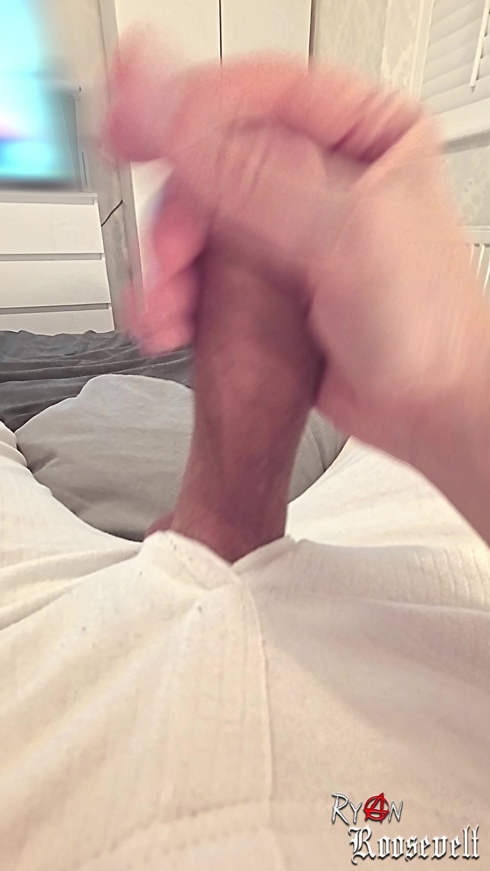 Ryan Roosevelt: Sega serale con orgasmo rumoroso