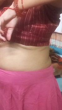 Very Beautiful Indian Bhabhi in Red Saree