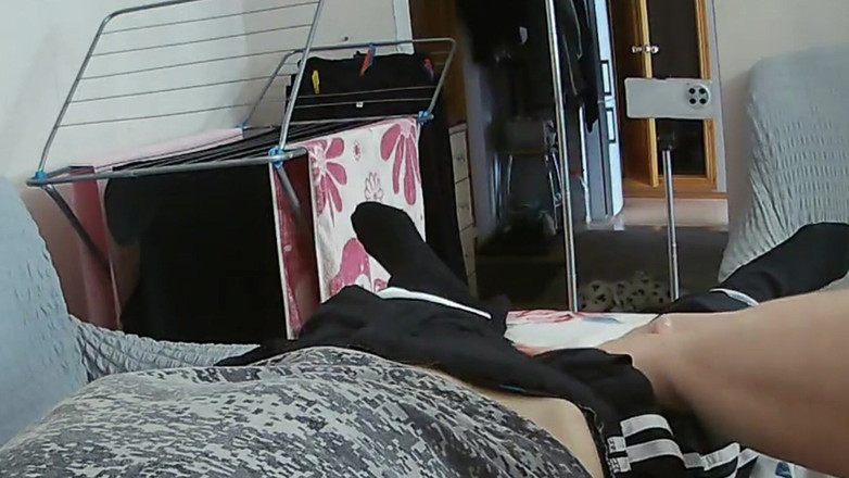 Zona901: Un prieten a venit să sugă o pulă pentru a înghiți...