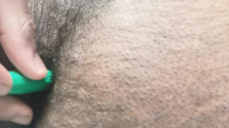 BaljeetNaked: Indická teenagerka dává Sharpie do zadku