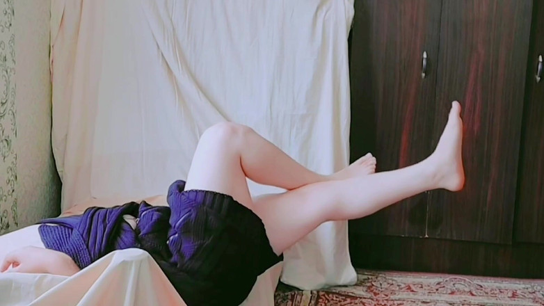 Kitty_Cross: Je ne suis pas timide, juste séduisante