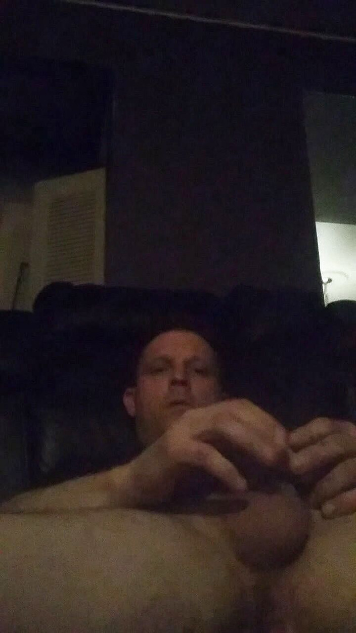 Cockcurios Chris: Tergila-gila sama kontol ayah