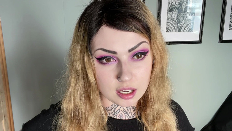 Miss Valentina: Wedgies te fac tare