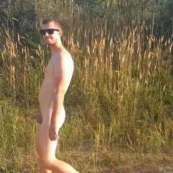 Aleks Ray